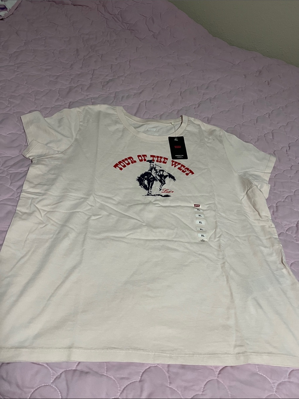 Levi's Woman’s XL Pink Short-Sleeve Graphic Tee with Red and Navy Print